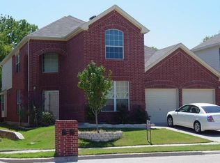 1014 Spanish Moss Dr, Garland, TX