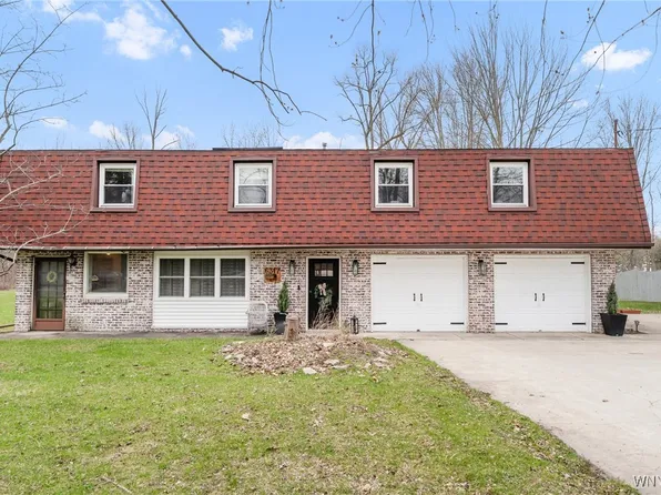 6317 Tonawanda Creek Rd, Lockport, NY 14094