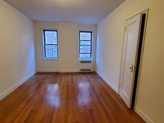 3rd image of 41-15 45th St APT 4N