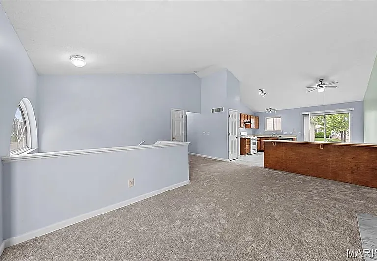 123 Woodlake Ct — Photo 10