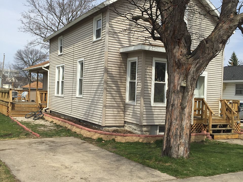 2nd image of 354 6th Ave