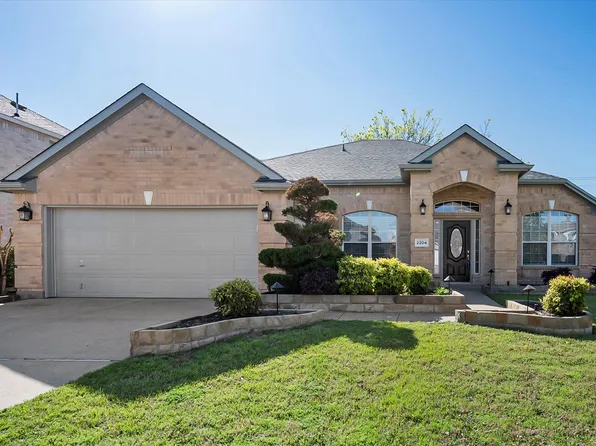 2204 Windcastle Dr, Mansfield, TX 76063