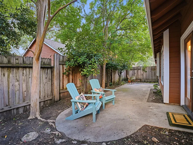 8 Coyle Creek Cir — Photo 30