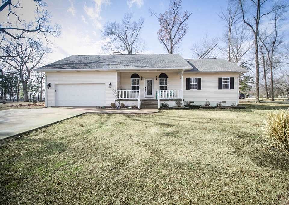 1st image of 235 Estate Lake Dr
