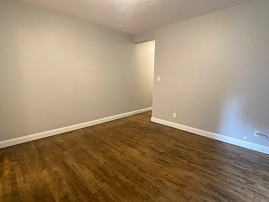 Rented by Tourma Realty LLC | media 27