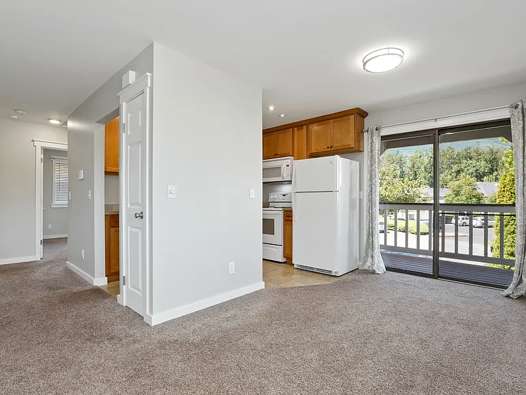 418 Stow Ave S #3 — Photo 6