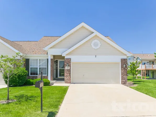 1505 Crystal Ridge Ct, O'Fallon, MO 63366