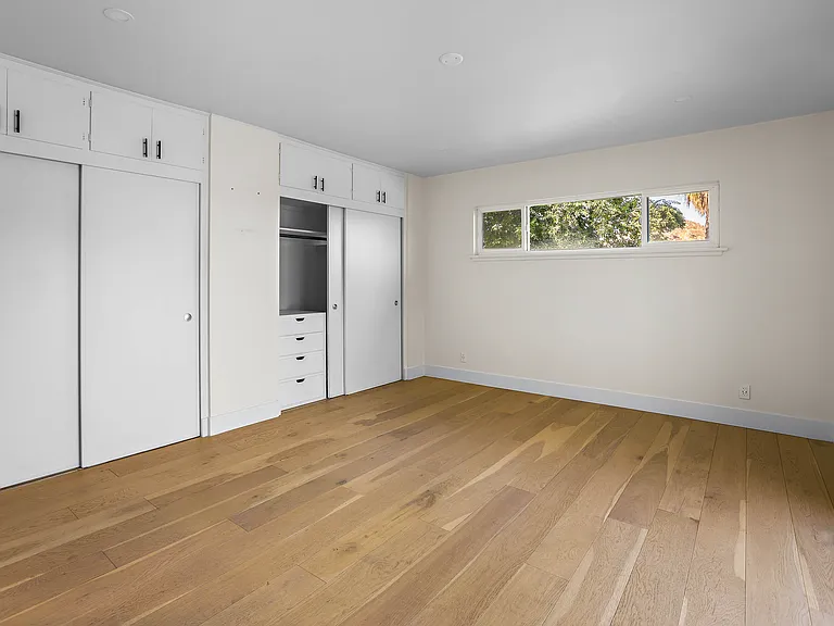 4835 Cliffside Dr — Photo 40