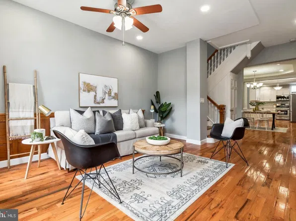 3328 E Baltimore St, Baltimore, MD 21224