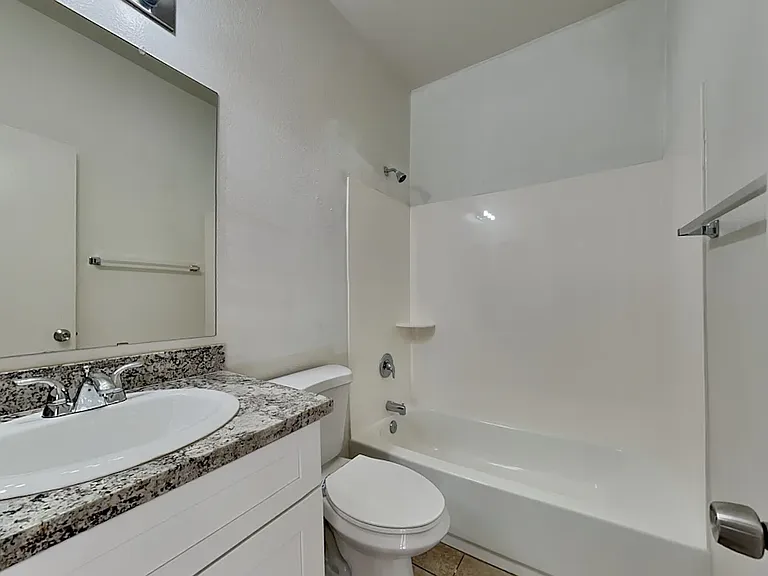 13178 W Calavar Rd — Photo 7