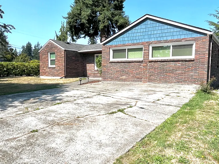 503 Tamarack Dr — Photo 1