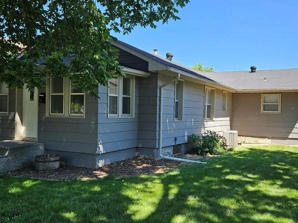 721 2nd St, Brookings, SD 57006