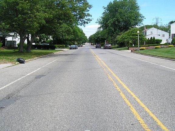 4th image of 279 Eastwood Blvd