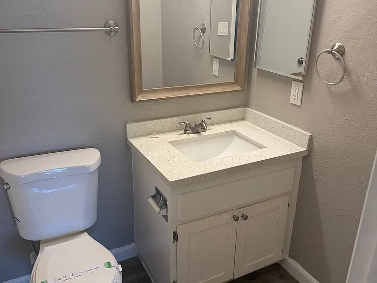 6420 Casada Way #6 — Photo 4