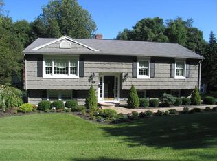 24 King St, Danbury, CT 06811