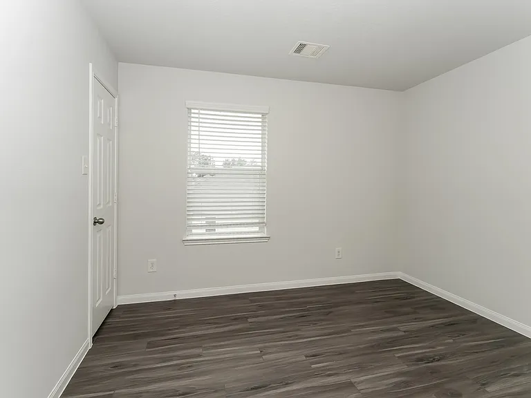 2410 High Island Way — Photo 26
