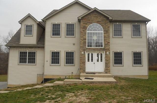 1st image of 3 Trotter Ln