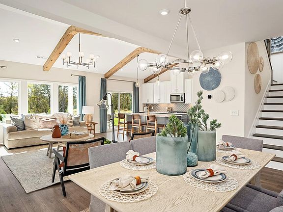 The Courtland Dining Room