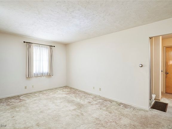 5th image of 2857 8th St