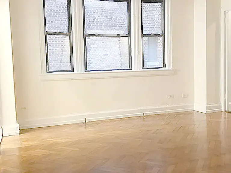 37 W 72nd St #9C — Photo 2