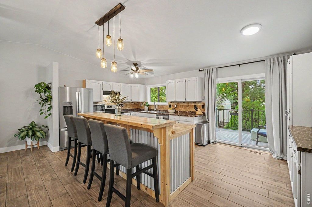 350 Slippery Elm Pl