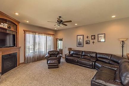 4th image of 4318 NE Otter Ct