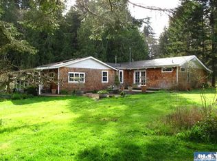 341 Hudson Rd, Port Angeles, WA 98363