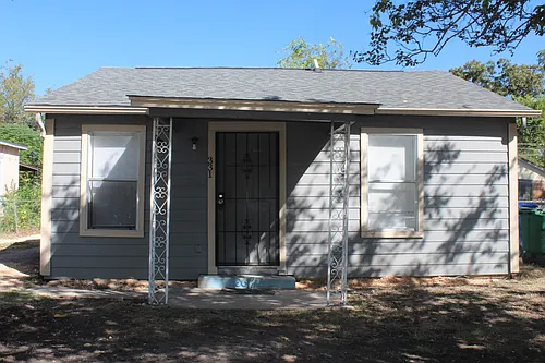 331 Gardina St Photo 1