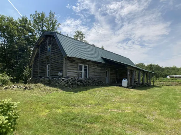 88 Hanson Road, China, ME 04358