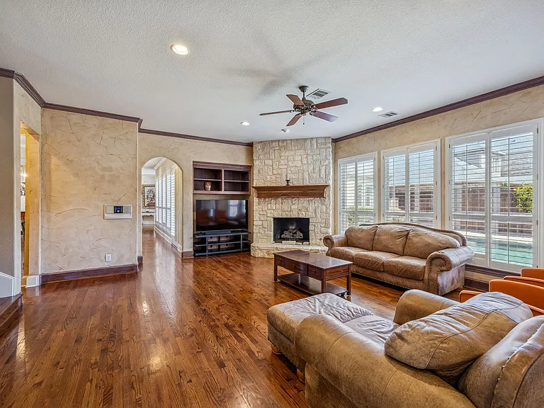 5012 Kirkland Ct — Photo 17