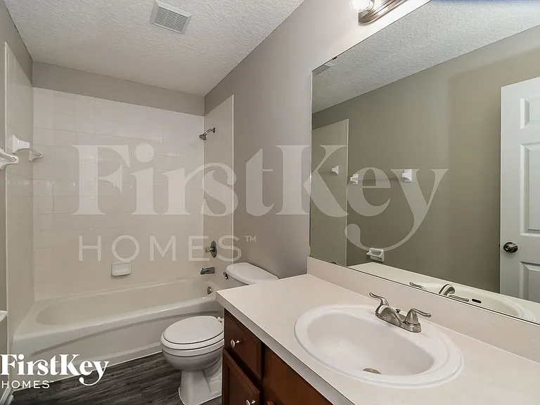 182 Greenfield Dr — Photo 14