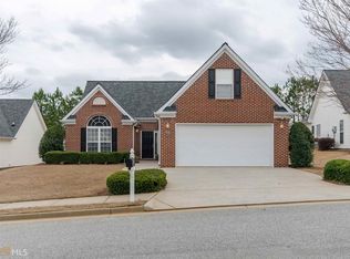 18 Steeplechase Dr, Newnan, GA 30263
