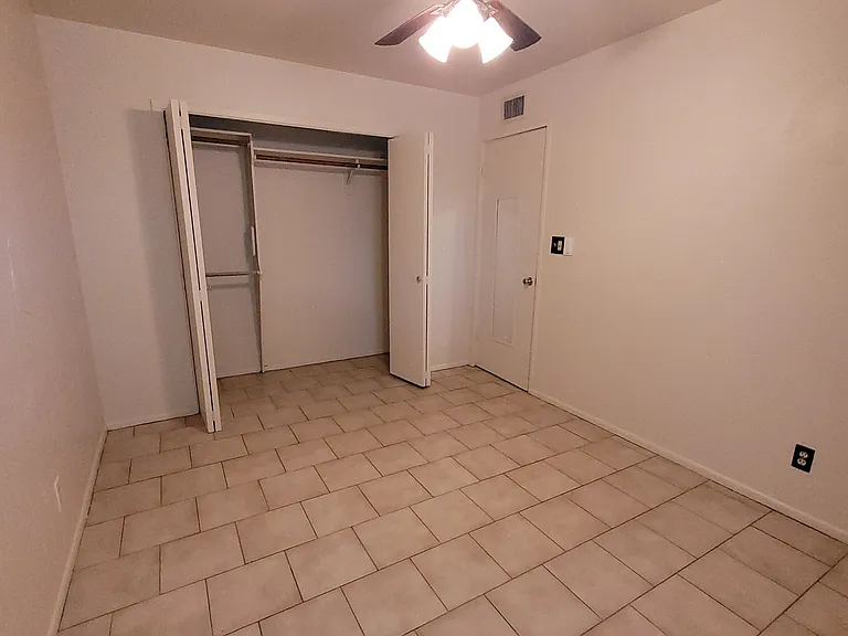 3139 E Glenrosa Ave #2 — Photo 20