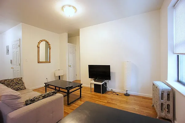 Rented by Compass | media 11