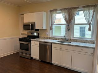 20 Farnum St #1, Quincy, MA 02169