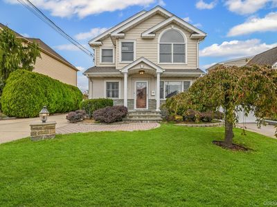 850 First Avenue, Franklin Square, NY, 11010