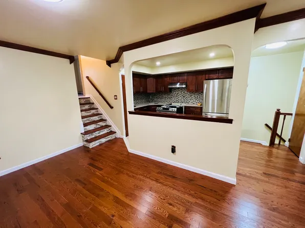 1244 E 73rd St, Brooklyn, NY 11234