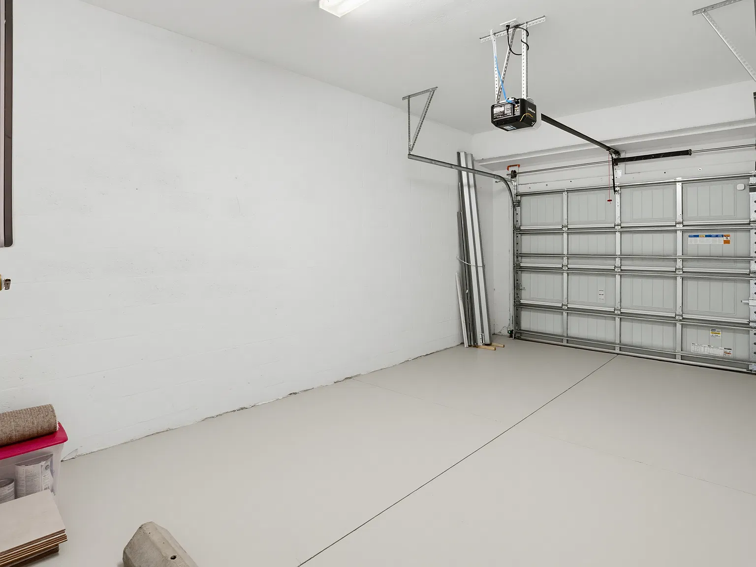 3 bed, 2.5 bath, 1879 sqft, $2,800 — Photo 4