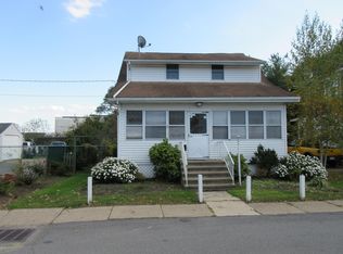 67 Seebold St, Luzerne, PA 18709