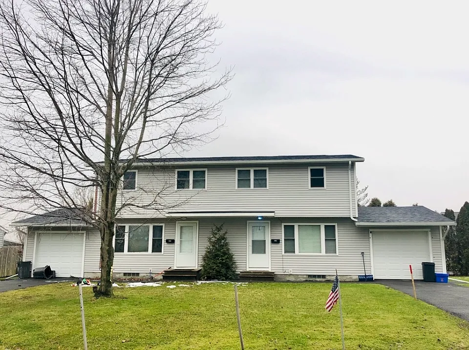 3 bed, 1000 sqft, $1,850 — Photo 2