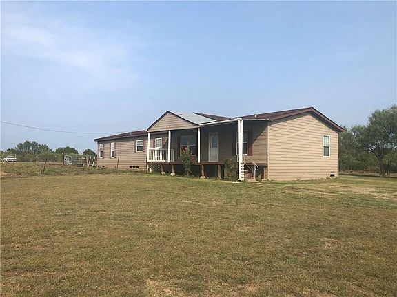 3rd image of 2733 Sundown Dr