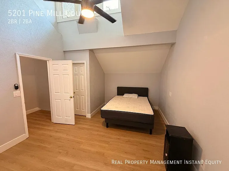 5201 Pine Mill Ct — Photo 15
