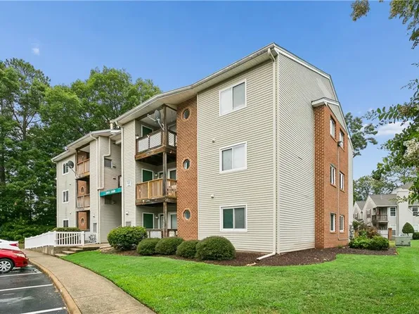 12622 Daybreak Cir, Newport News, VA 23602