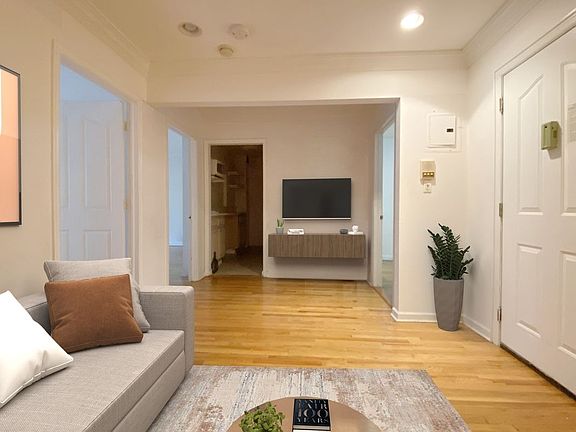 2nd image of 308 E 85th St #3MA