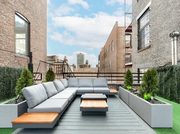 716 Broadway PH image 2 of 18