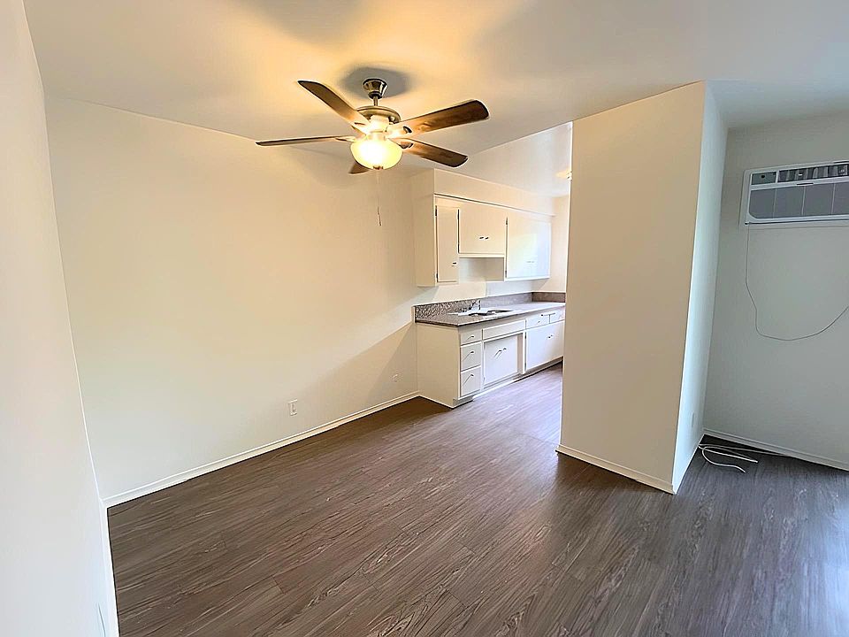 1st image of 5030 Maplewood Ave APT 205