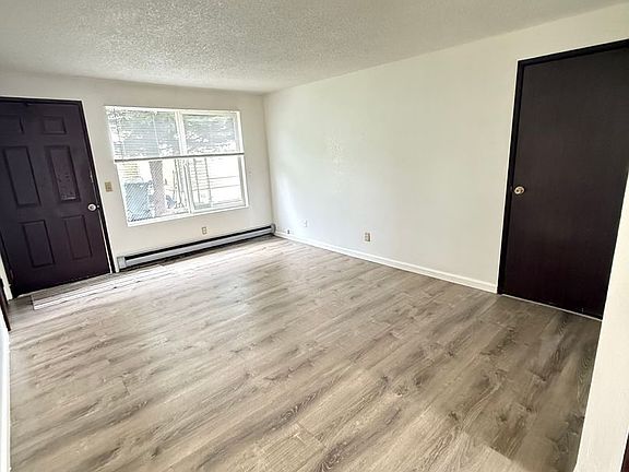 3rd image of 2211 Sumner Ave APT 2