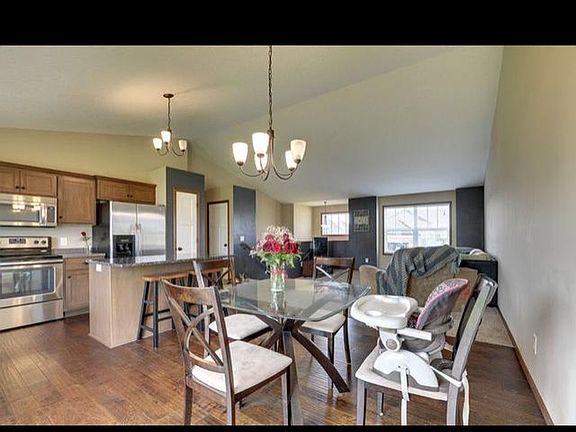 3rd image of 3325 123rd Ln NE