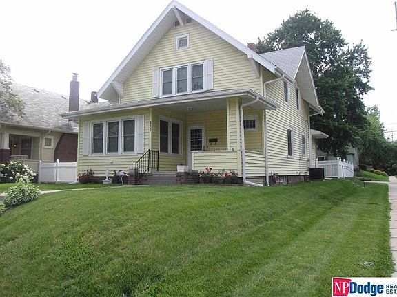 2nd image of 2804 S 32nd Ave