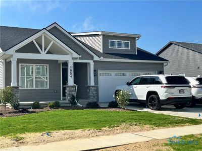 5084 Magnolia Dr, Oregon, OH, 43616